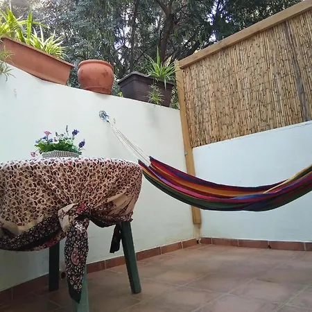 Fabulosa Casa Del Arbol Apartment Malaga